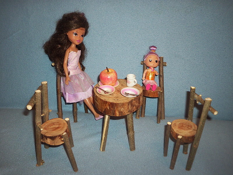 Все девочки мечтают об игрушечном домике для своих любимых куколок