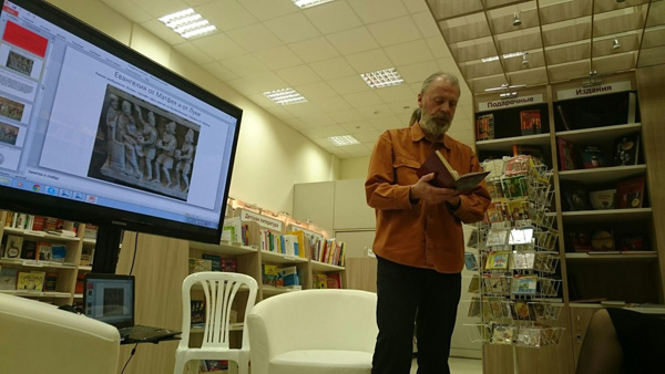 Михаил Кукин на заседании интеллектуального клуба "Культурное дело"