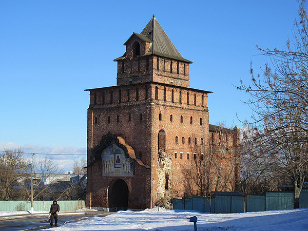 Пятницкая башня коломенского кремля. Фото автора