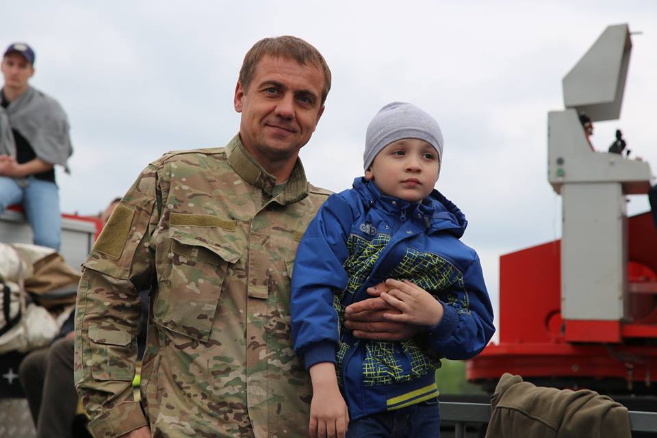 Василий Дьяченко с сыном 